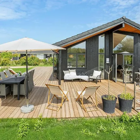 Amazing In Sydals With Sauna Holiday home Nedre Lysabild