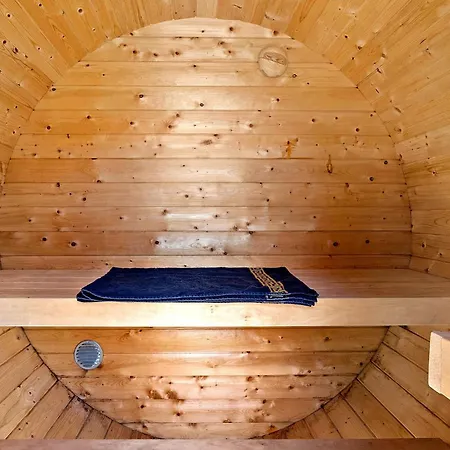Amazing In Sydals With Sauna 度假居 *